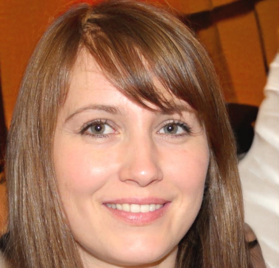 Ritratto professionale di Elena Fioravanti